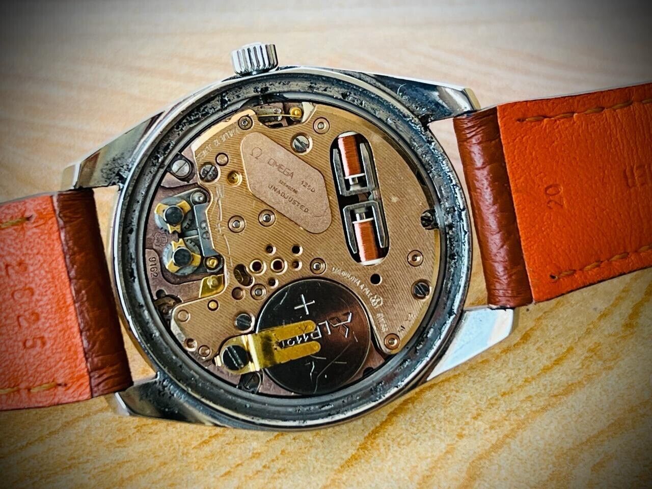 Vintage Omega Seamaster Chronometer Electronic f300Hz Mens Watch 37mm 198.001