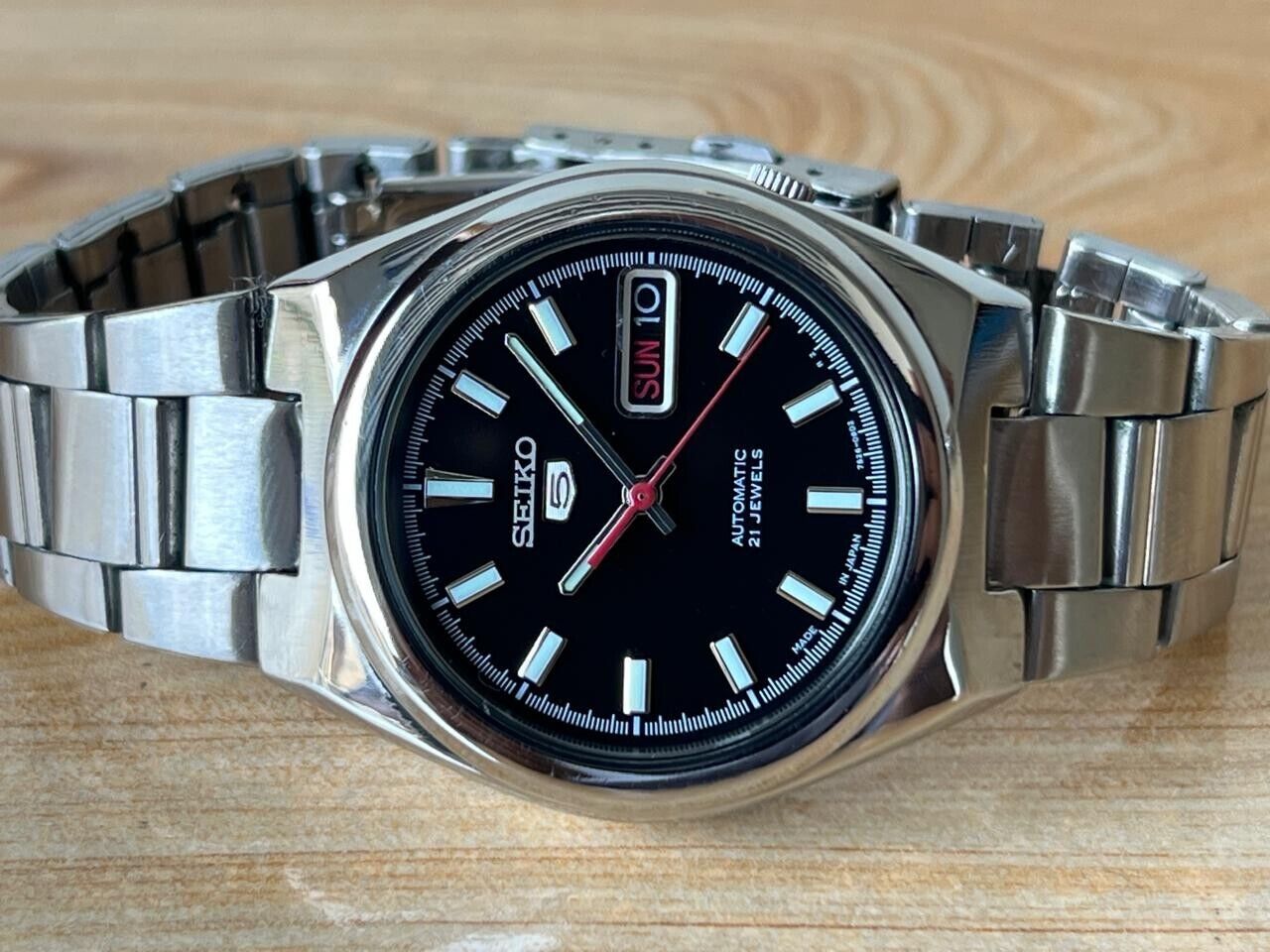 Seiko 5 Black Dial 7s26-02s0 Automatic 37mm Men’s Watch, Perfect