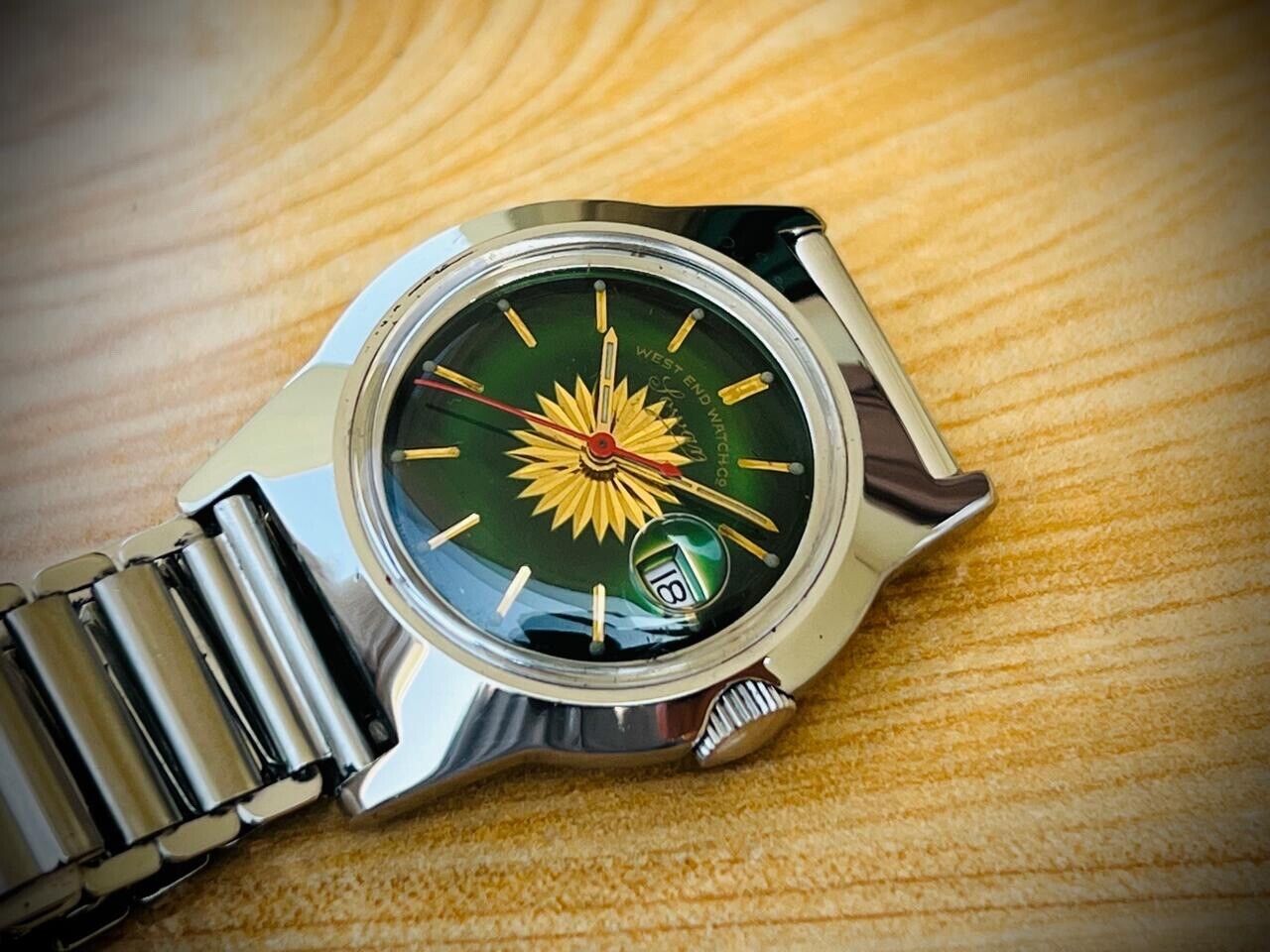 Vintage West End Rare Green Dial Manual Wind Gents Watch 32mm Swiss Made