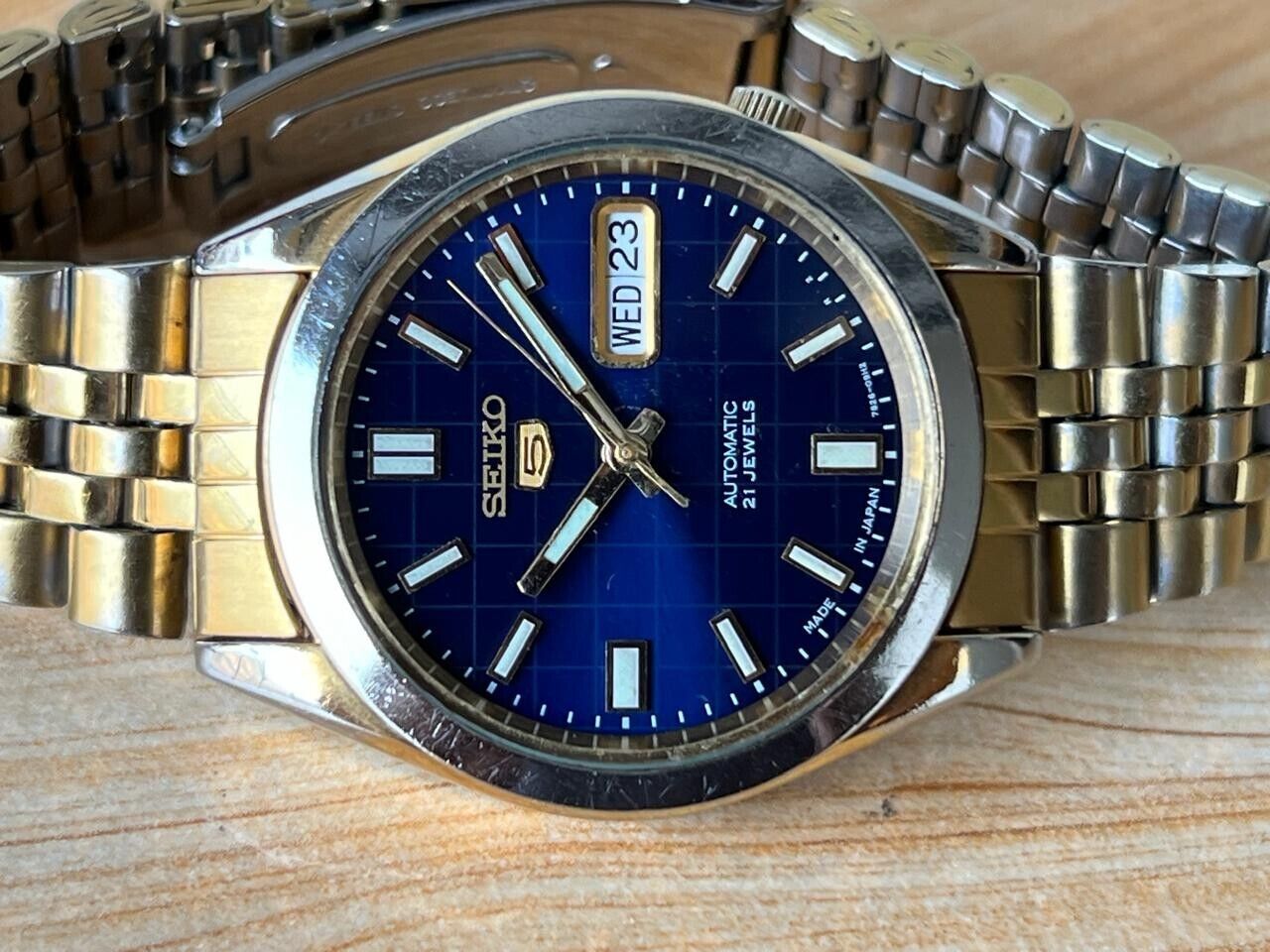 Seiko 5 Blue Dial 7s26-00x0 Automatic 21 Jewels 36mm Men’s Watch, Perfect