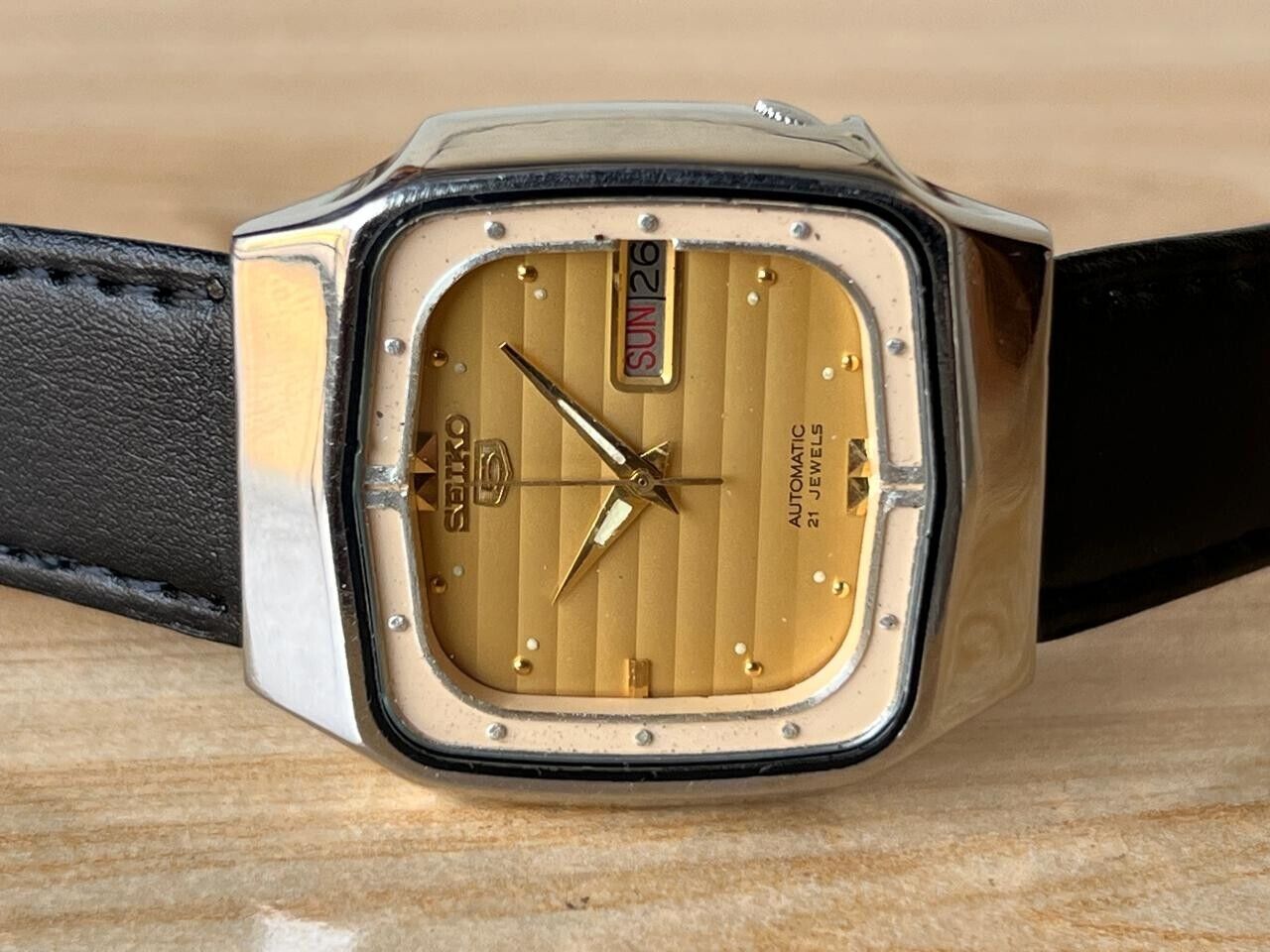 Vintage Seiko 5 Gold Dial 7009-8740 Automatic 37mm Men’s Watch, Perfect