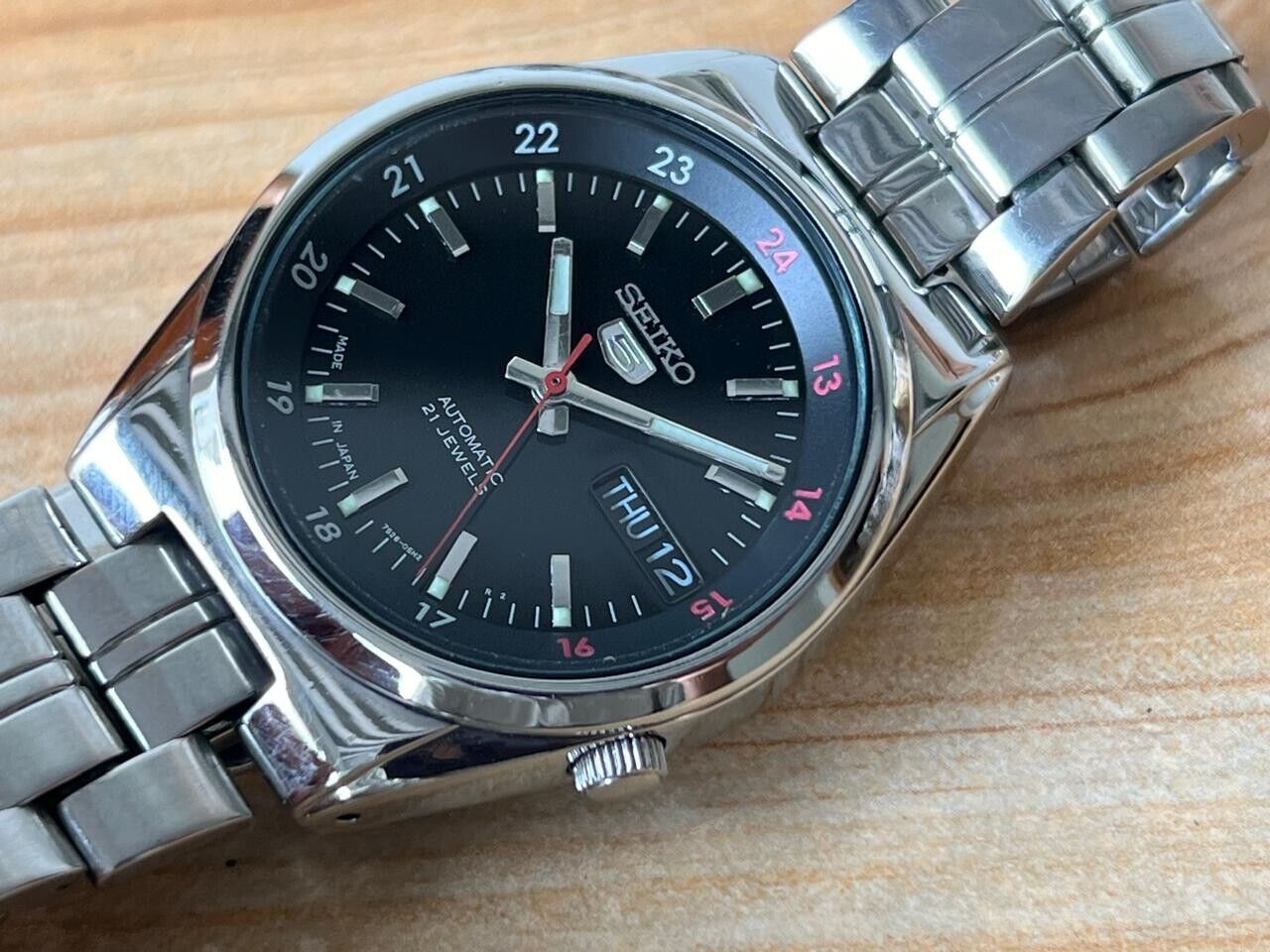 Seiko 5 Railway Dial 7s26-00x0 Automatic 21 Jewels 35mm Men’s Watch, Perfect