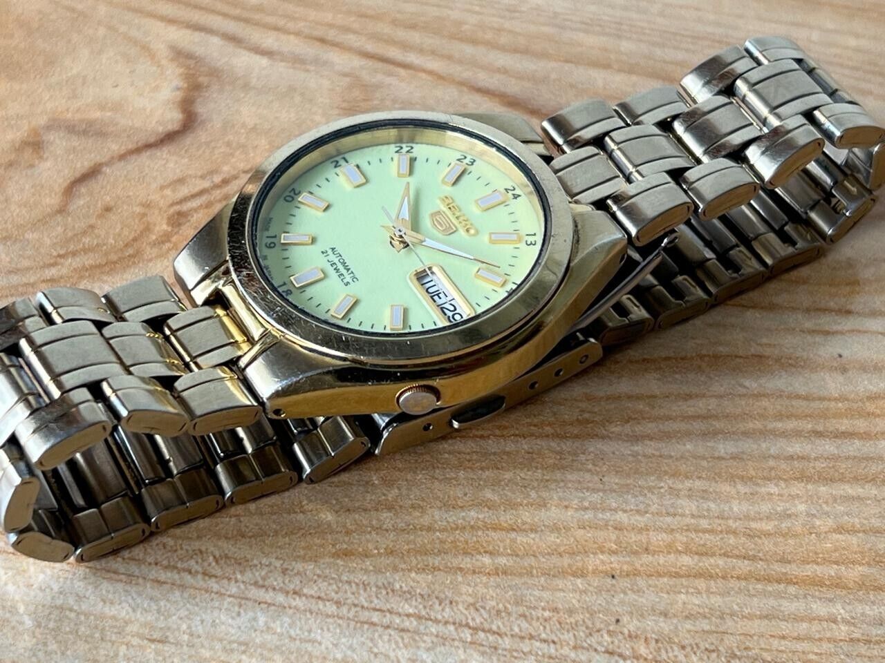 Seiko 5 Lume Dial 7s26-03e0 Automatic 21 Jewels 36mm Men’s Watch, Perfect