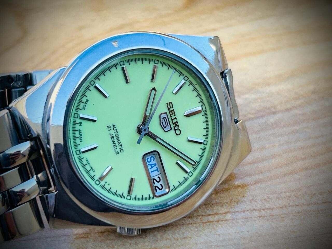 Seiko 5 Automatic Radium Dial 21 Jewels 7s26-02V0 Mens Watch 37mm