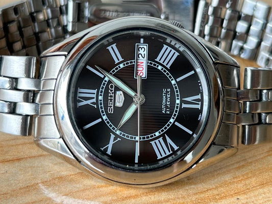 Seiko 5 Roman Brown Dial 7s26-03v0 Automatic 21 Jewels 38mm Men’s Watch, Perfect