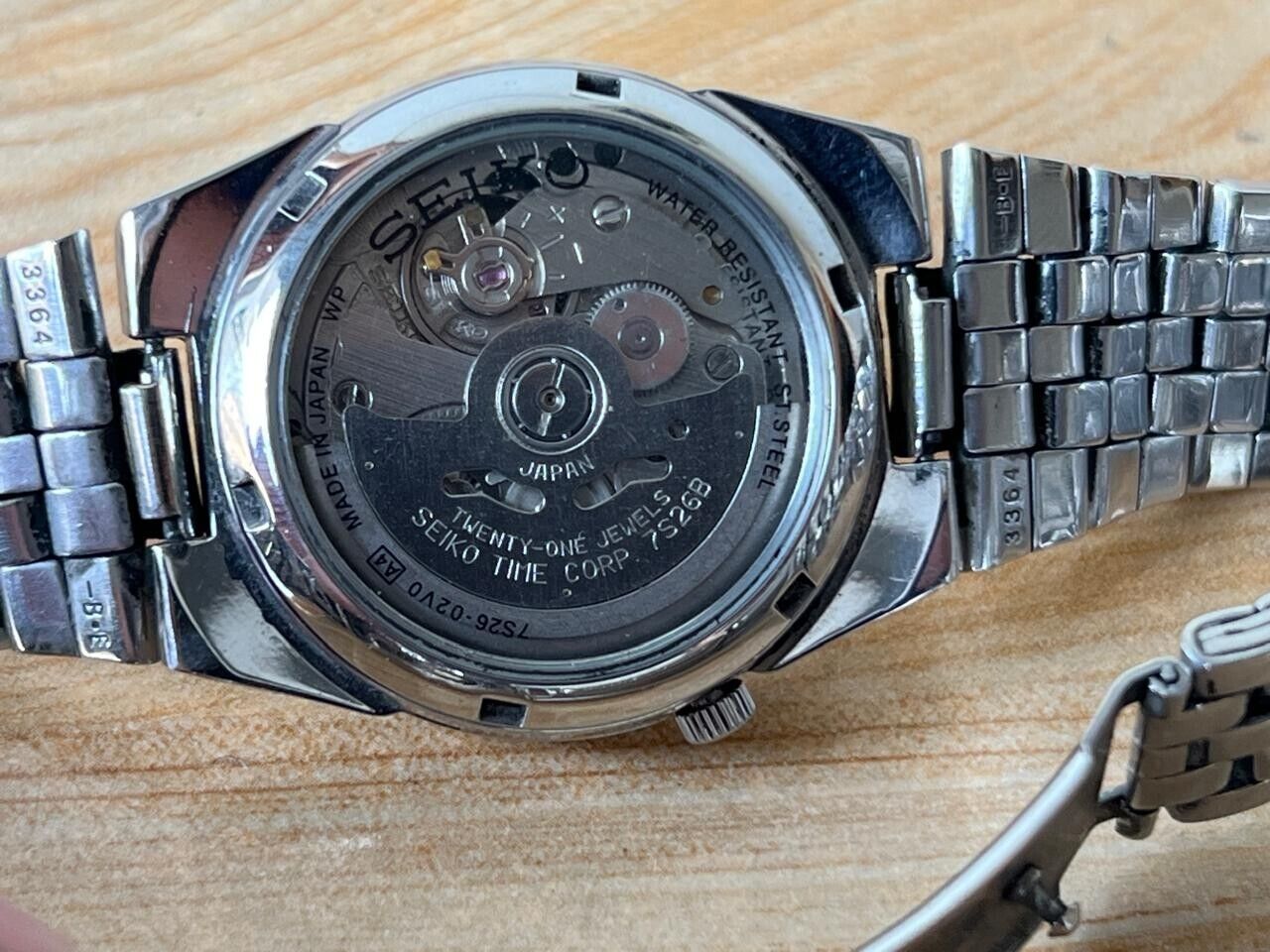 Seiko 5 Black Dial 7s26-02v0 Automatic 21 Jewels 35mm Men’s Watch, Perfect