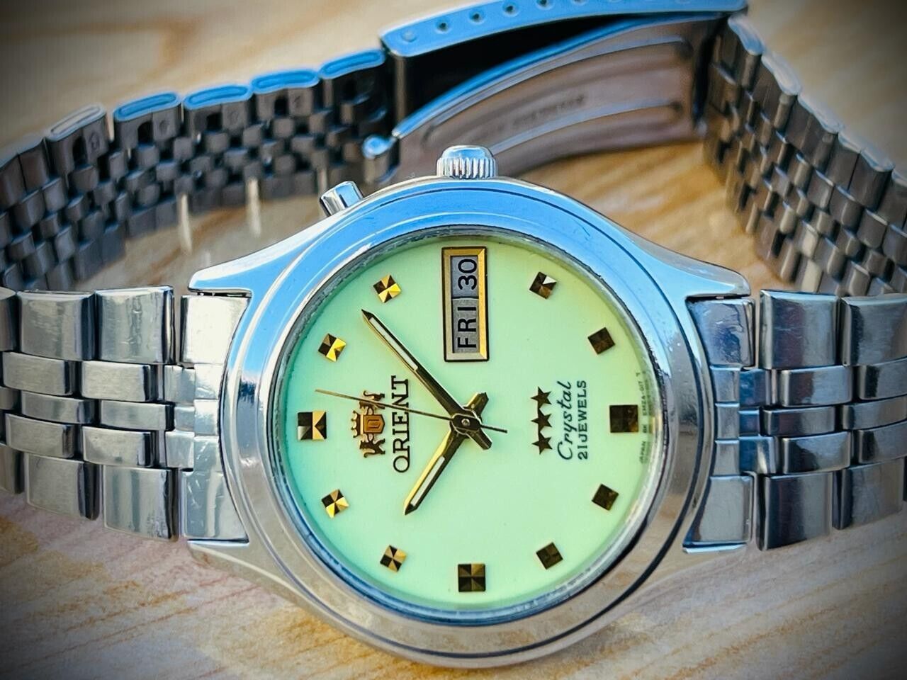 Vintage Orient 3 Star Radium Dial Automatic Mens Watch, Beautiful 35mm
