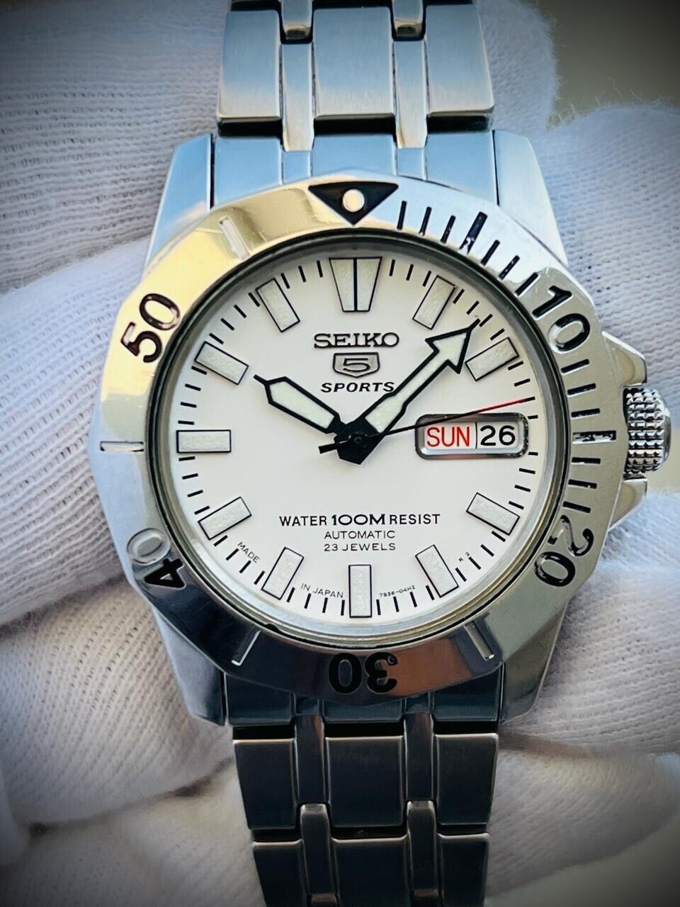 Vintage Seiko 5 Sports 100m 23 Jewels 7S36-02Y0 Gents Watch, Japan made 40mm