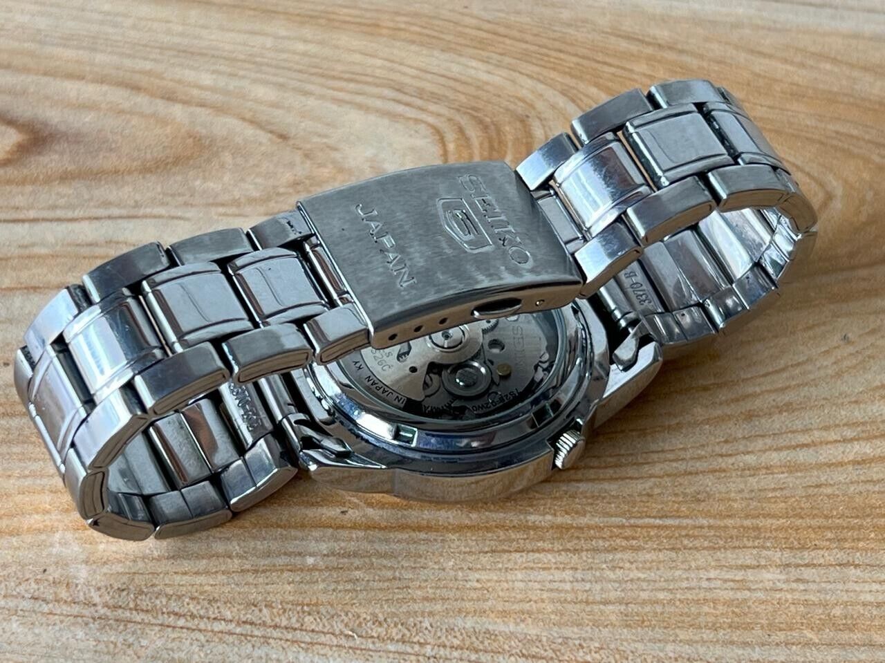 Seiko 5 Lume Dial 7s26-02w0 Automatic 21 Jewels 39mm Men’s Watch, Perfect