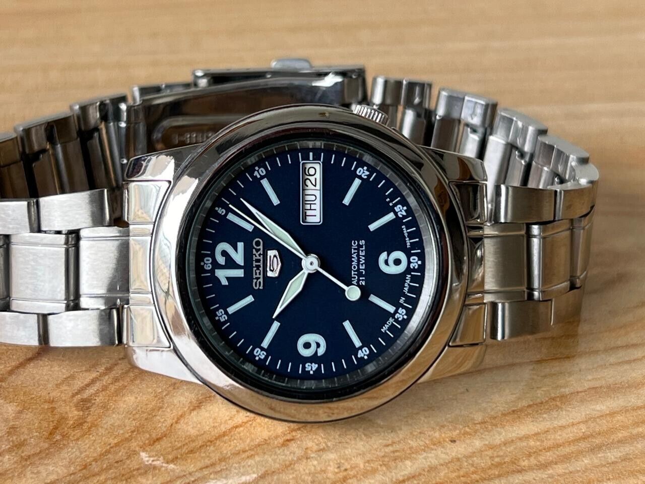 Seiko 5 Blue Dial 7s26-02w0 Automatic 21 Jewels 39mm Men’s Watch, Perfect