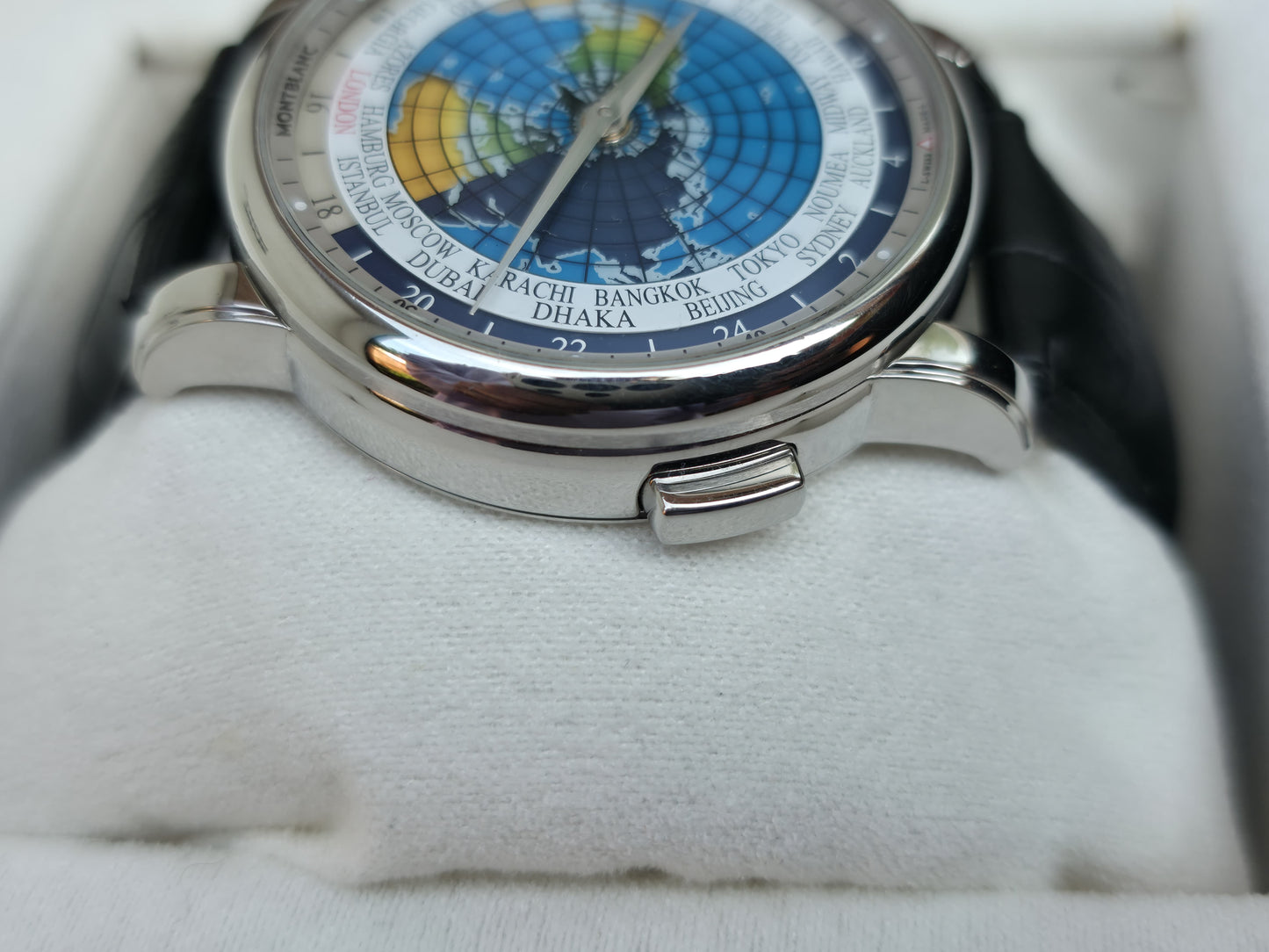 MONTBLANC ORBIS TERRARUM 4810 - 115071 Automatic World Timer Watch 43mm + Box