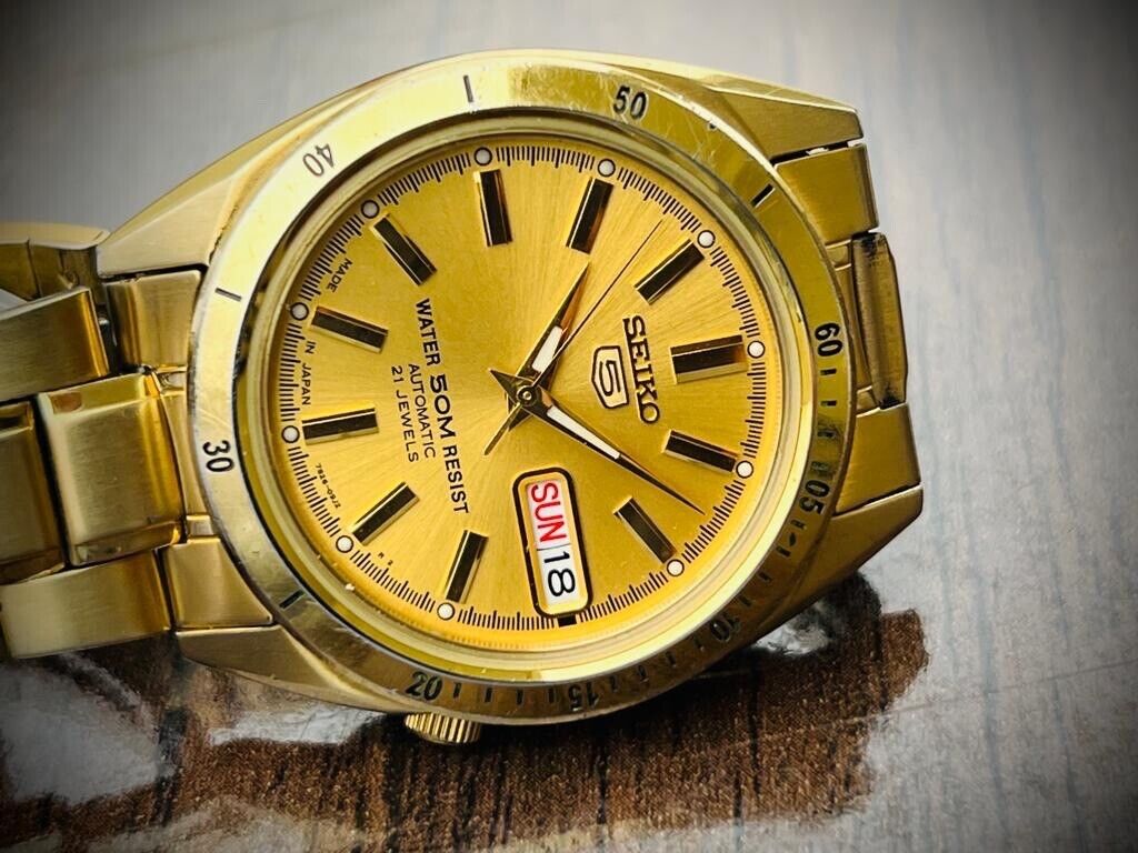 Beautiful Seiko 5 Automatic 50m 7S26-03C0 36mm Men’s Watch, Japan Made - Grab A Watch Co
