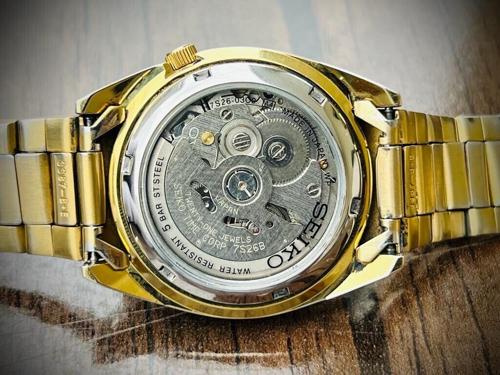 Beautiful Seiko 5 Automatic 50m 7S26-03C0 36mm Men’s Watch, Japan Made - Grab A Watch Co