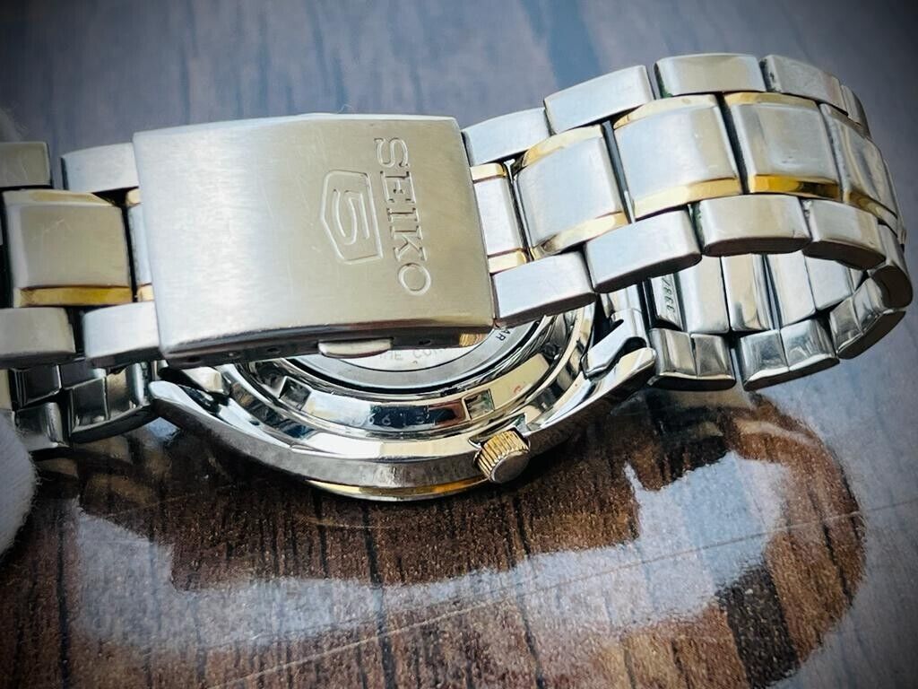 Beautiful Seiko 5 Automatic 50m 7S26-03C0 37mm Men’s Watch, Japan Made - Grab A Watch Co