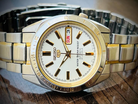Beautiful Seiko 5 Automatic 50m 7S26-03C0 37mm Men’s Watch, Japan Made - Grab A Watch Co
