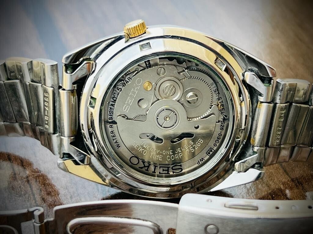 Beautiful Seiko 5 Automatic 50m 7S26-03C0 37mm Men’s Watch, Japan Made - Grab A Watch Co