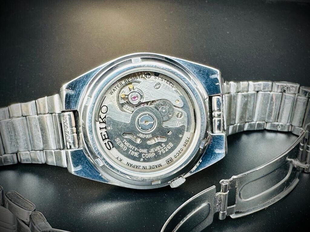 Beautiful Seiko 5 Blue dial Automatic 21 Jewels 36mm Ref:7s26/02C0 Made in Japan - Grab A Watch Co