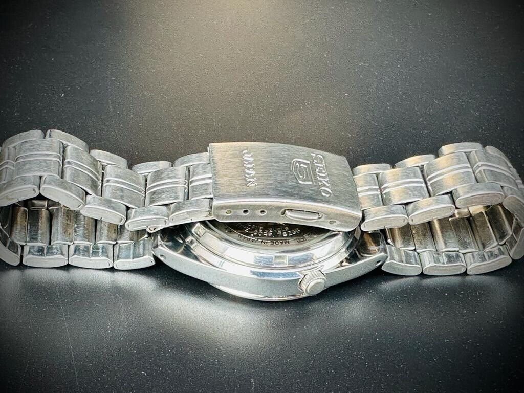 Beautiful Seiko 5 Blue dial Automatic 21 Jewels 36mm Ref:7s26/02C0 Made in Japan - Grab A Watch Co