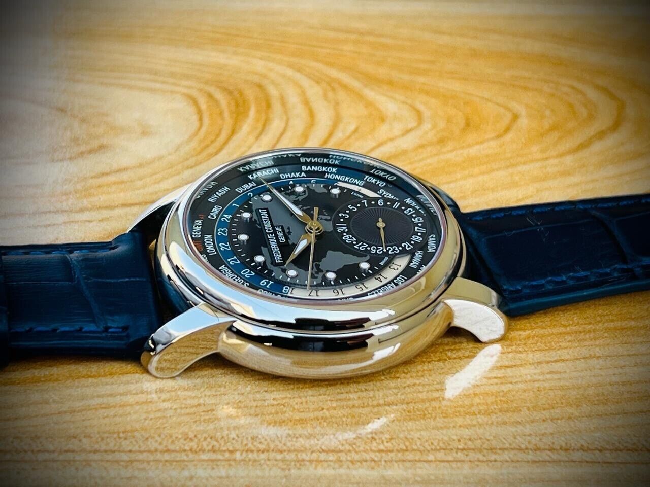 Frederique Constant Classic Worldtimer Automatic Men's Watch FC-718NWM4H6 UK - Grab A Watch Co
