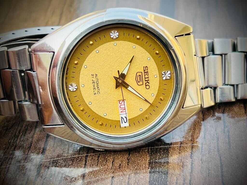 Seiko 5 Automatic 21 Jewels 2/Tone Dial 7S26 Gents Watch Japan 37mm, Rare - Grab A Watch Co