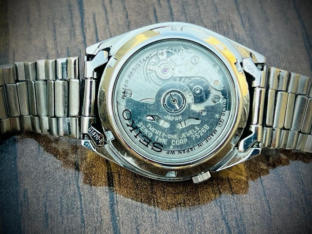 Seiko 5 Automatic 21 Jewels, 7S26-0530 30mm Men’s Watch - Grab A Watch Co