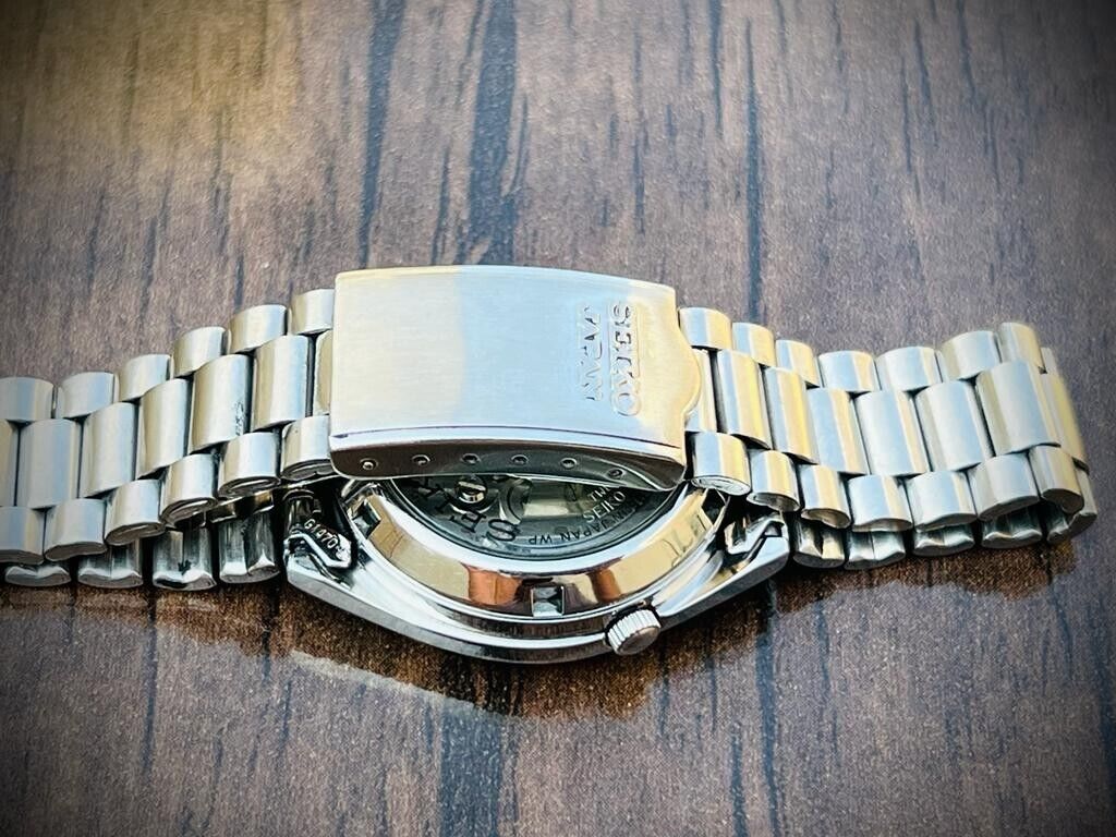 Seiko 5 Automatic 21 Jewels, 7S26-0530 30mm Men’s Watch - Grab A Watch Co
