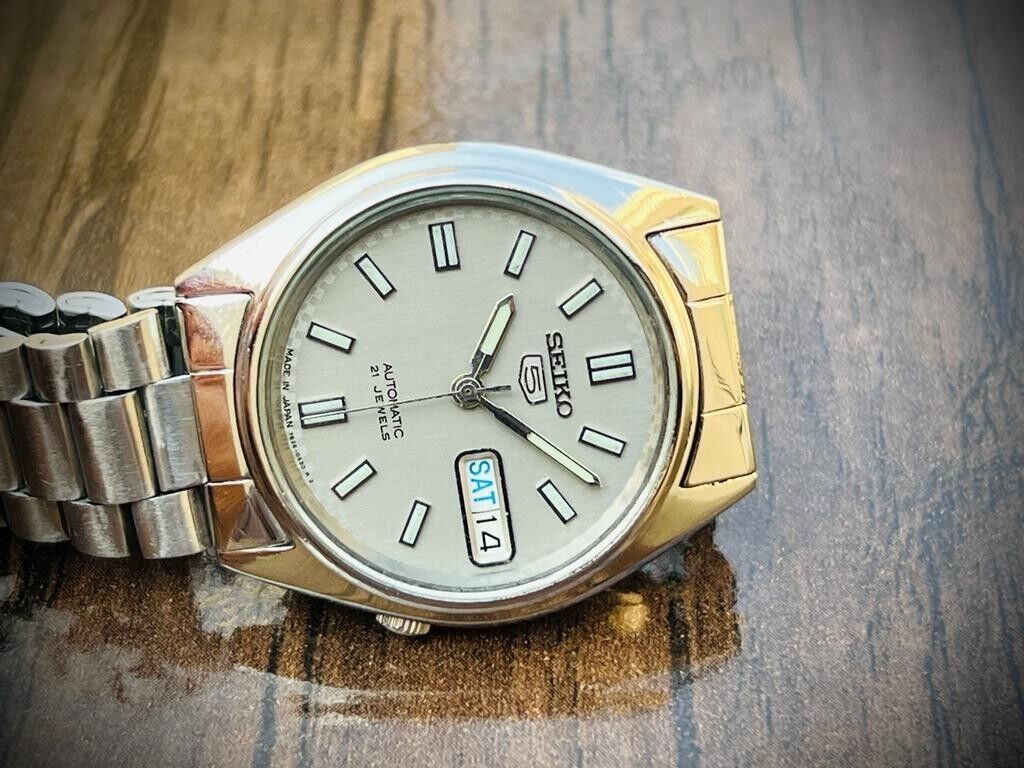 Seiko 5 Automatic 21 Jewels, 7S26-0530 30mm Men’s Watch - Grab A Watch Co