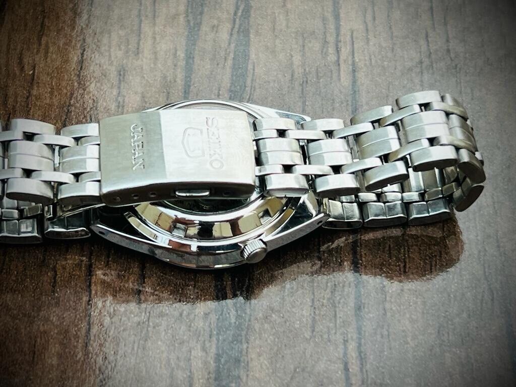 Seiko 5 Automatic 21 Jewels Black Dial, 7S26-01N0 35mm Men’s Watch - Grab A Watch Co