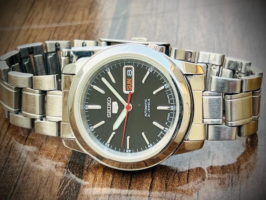 Seiko 5 Automatic 21 Jewels Black Dial, 7S26-02W0 39mm Men’s Watch - Grab A Watch Co