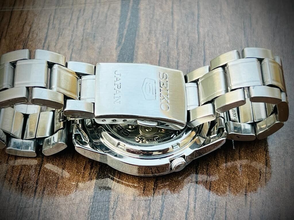 Seiko 5 Automatic 21 Jewels Black Dial, 7S26-02W0 39mm Men’s Watch - Grab A Watch Co