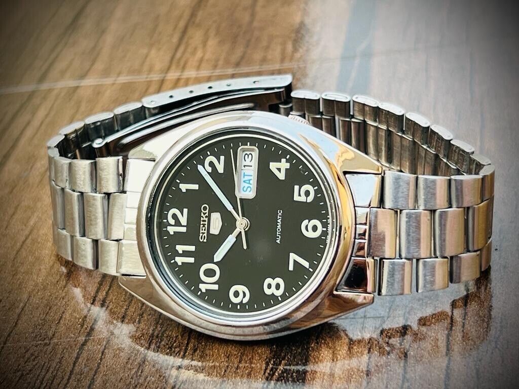 Seiko 5 Automatic 21 Jewels Black Dial, 7S26-0550 37mm Men’s Watch - Grab A Watch Co