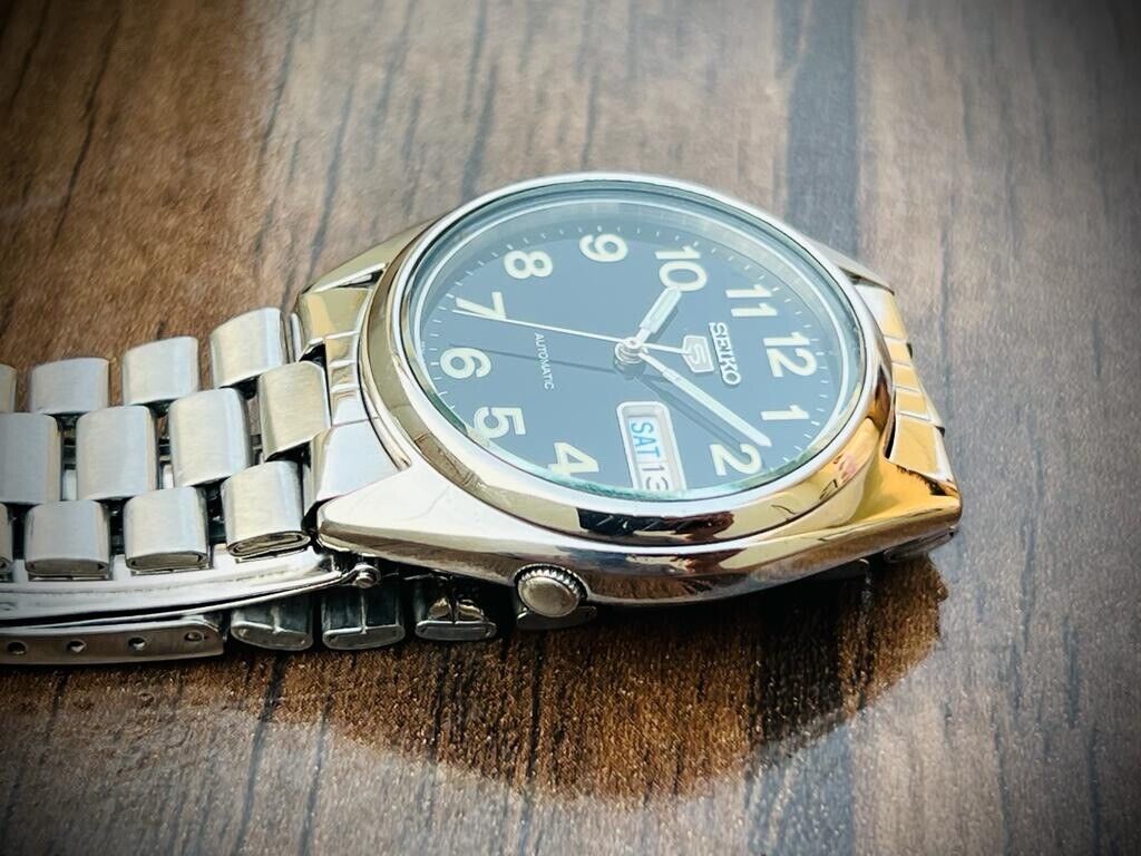 Seiko 5 Automatic 21 Jewels Black Dial, 7S26-0550 37mm Men’s Watch - Grab A Watch Co