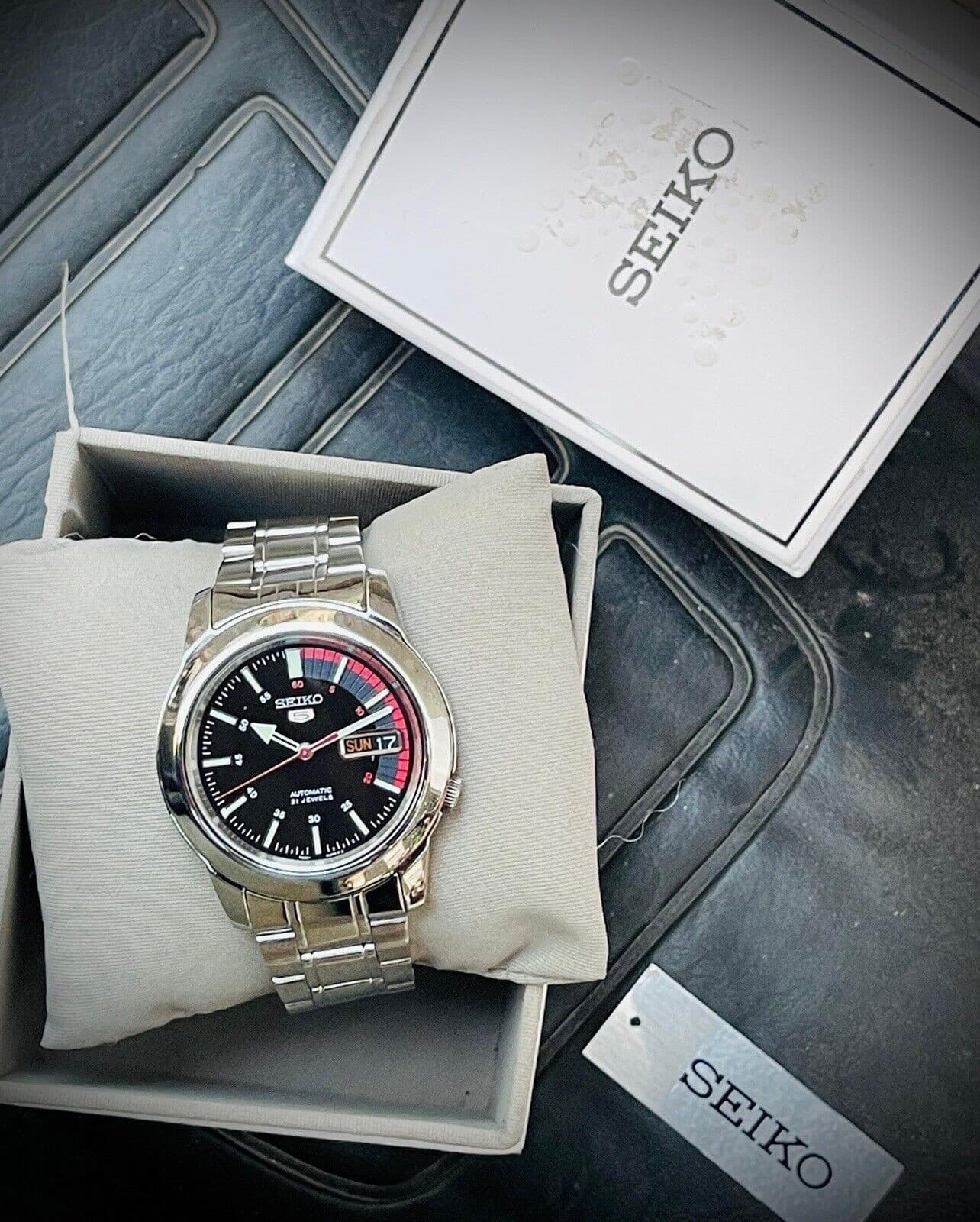 Seiko 5 Automatic 21 Jewels Black Racer Dial, 7S26-02W0, 39mm Mens Watch - Grab A Watch Co