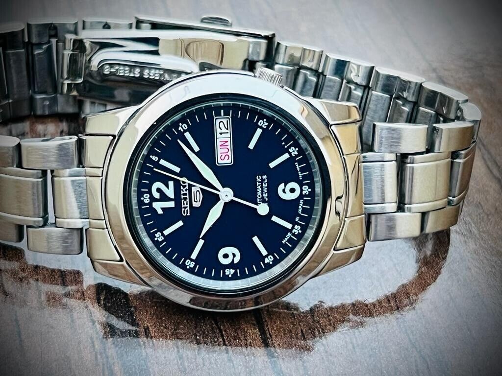 Seiko 5 Automatic 21 Jewels Blue Dial, 7S26-02W0 39mm Men’s Watch - Grab A Watch Co