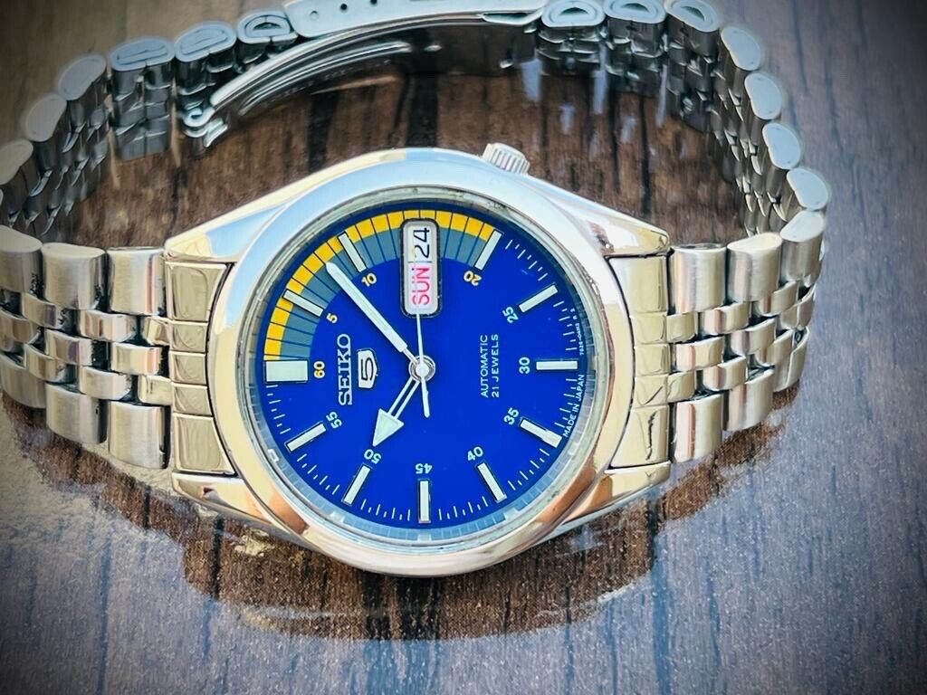 Seiko 5 Automatic 21 Jewels Blue Racer Dial, 7S26-00X0 37mm Men’s Watch - Grab A Watch Co