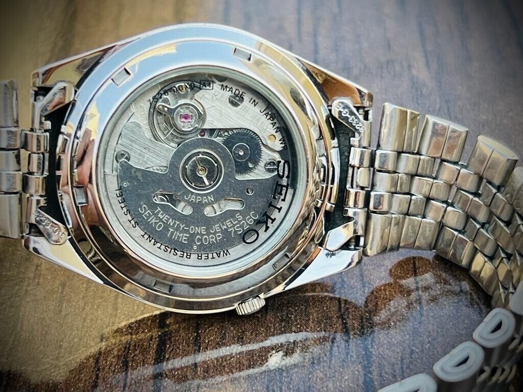 Seiko 5 Automatic 21 Jewels Blue Racer Dial, 7S26-00X0 37mm Men’s Watch - Grab A Watch Co