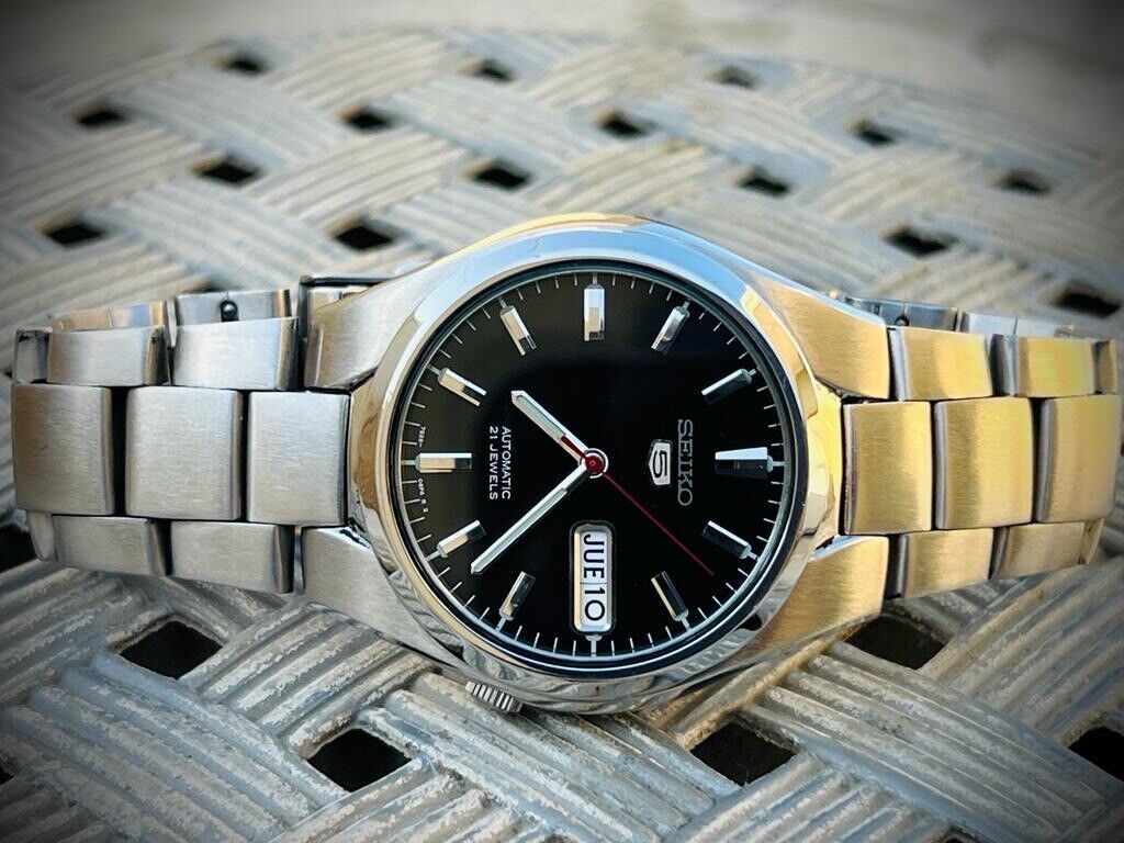 Seiko 5 Automatic 21 Jewels Brown Dial Ref:7S26-02F0, Japan 38mm - Grab A Watch Co