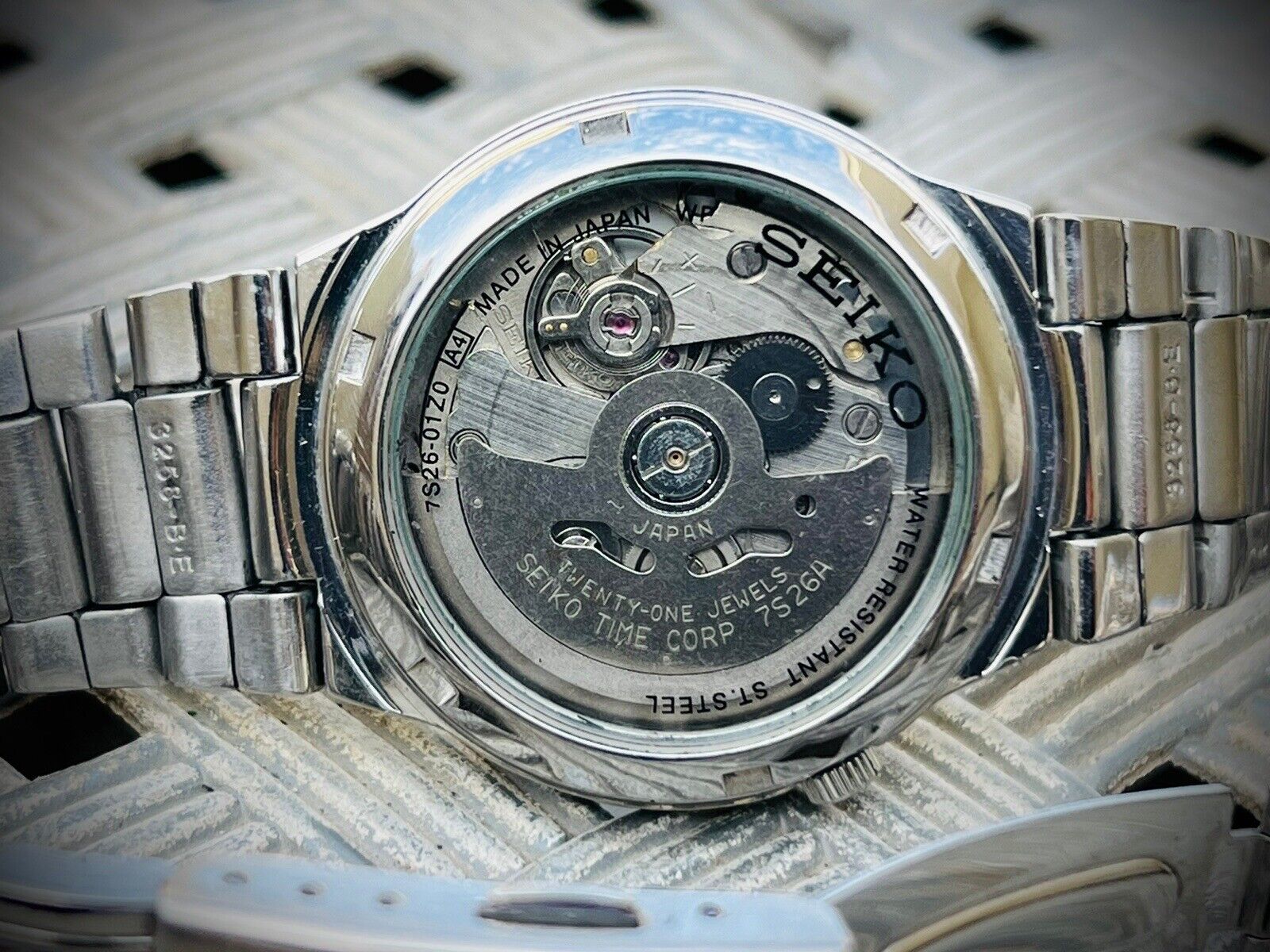 Seiko 5 Automatic 21 Jewels Dark Blue Dial Ref:7S26-01Z0, Japan 36mm - Grab A Watch Co