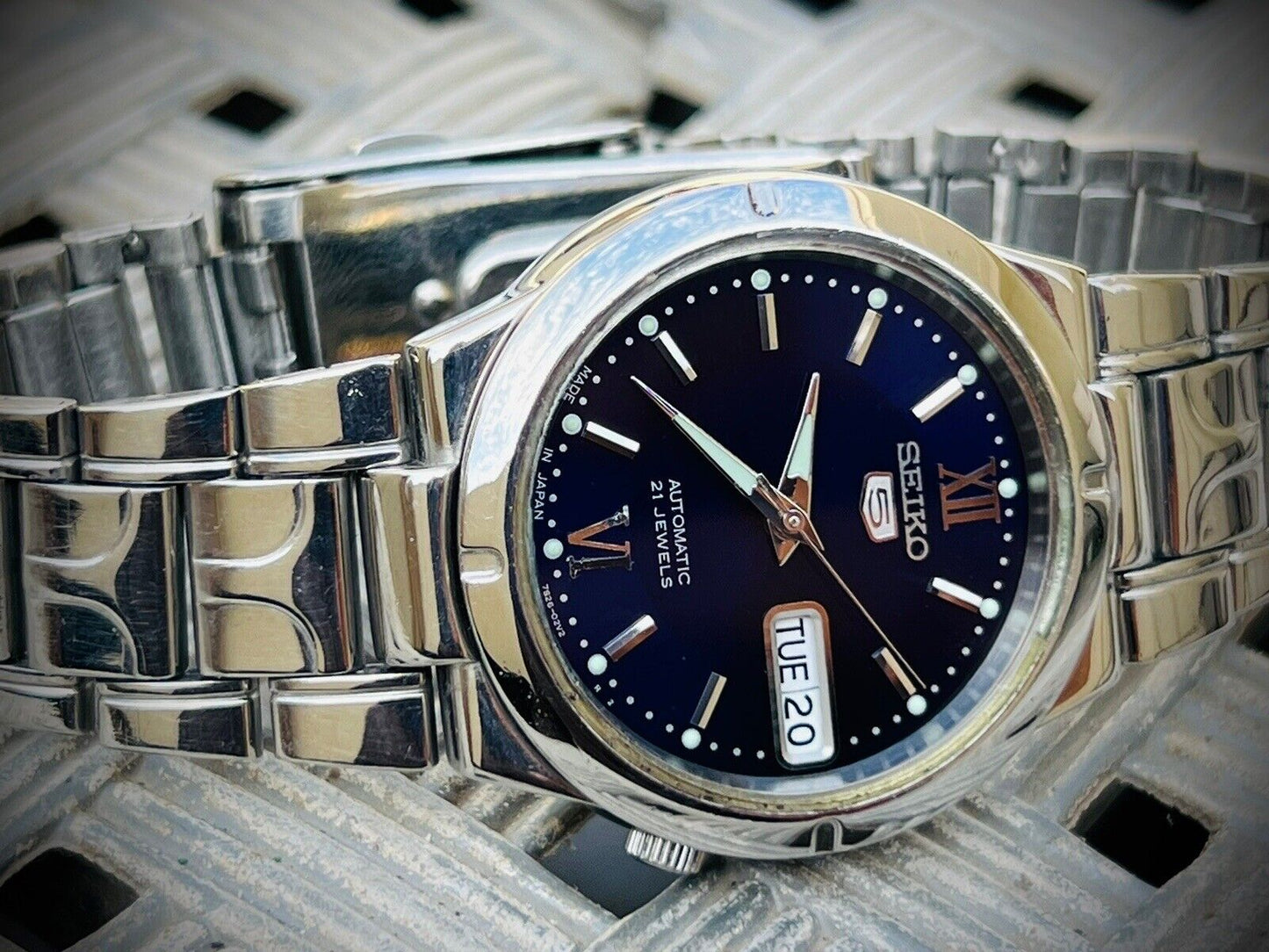 Seiko 5 Automatic 21 Jewels Dark Blue Dial Ref:7S26-01Z0, Japan 36mm - Grab A Watch Co