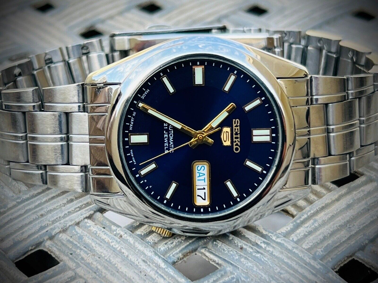 Seiko 5 Automatic 21 Jewels Dark Blue Dial Ref:7S26-03B0, Japan 36mm - Grab A Watch Co