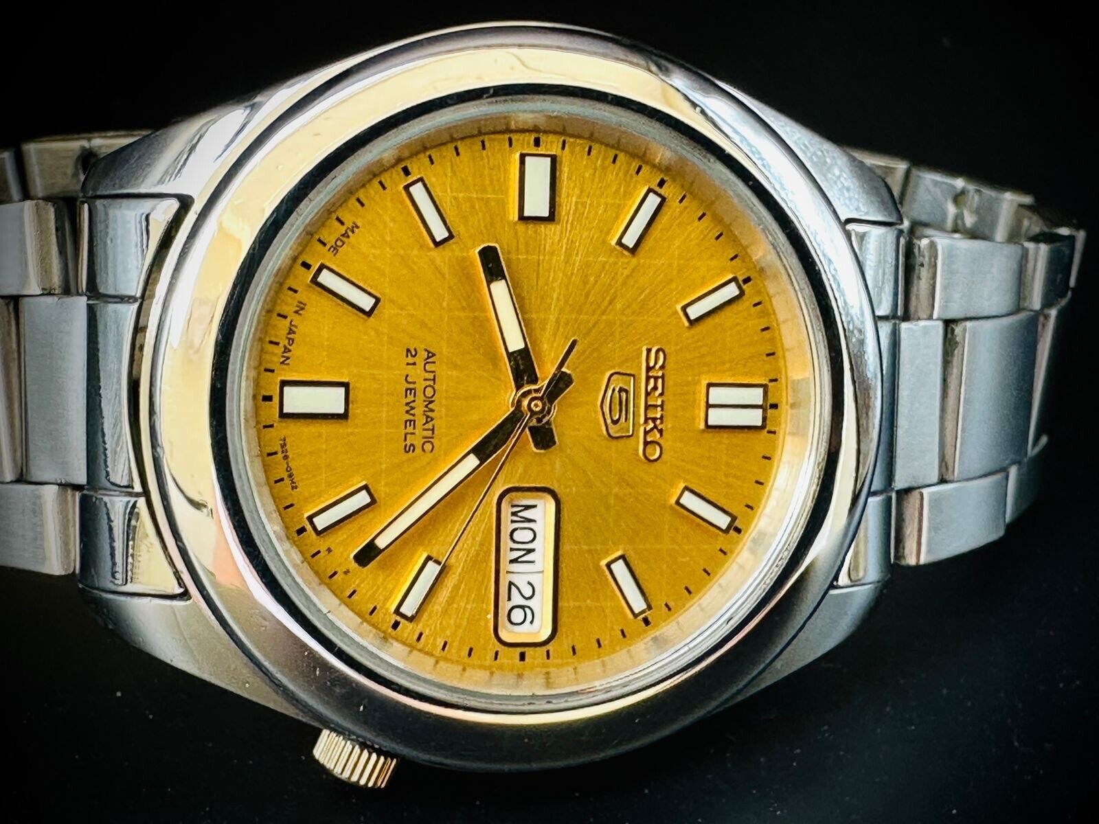 Seiko 5 Automatic 21 Jewels Gold Dial, 7S26 02W0, 38mm, Mens Watch - Grab A Watch Co