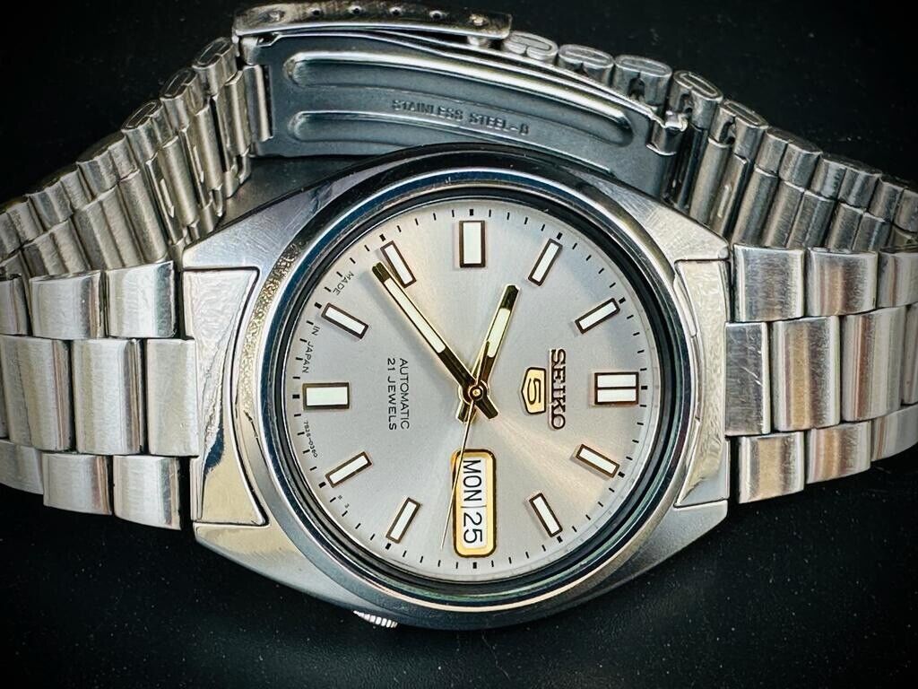 Seiko 5 Automatic 21 Jewels Grey dial Ref:7s26/0480 Made in Japan 