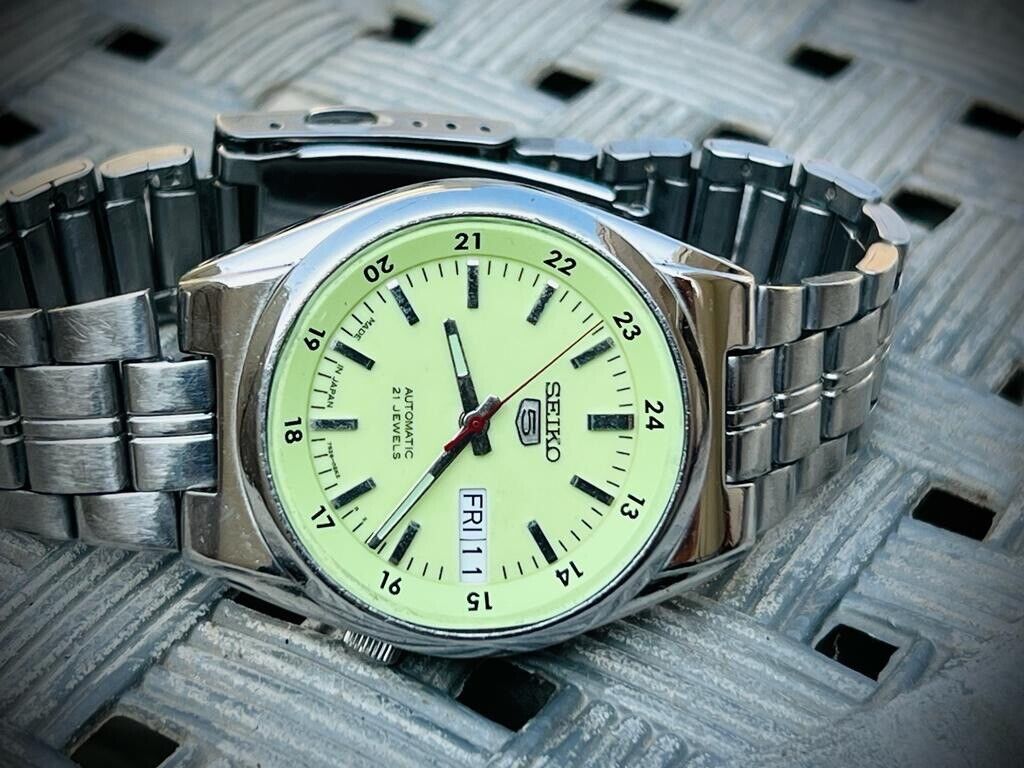 Seiko 5 Automatic 21 Jewels Radium, 7S26, 36mm Gents Watch