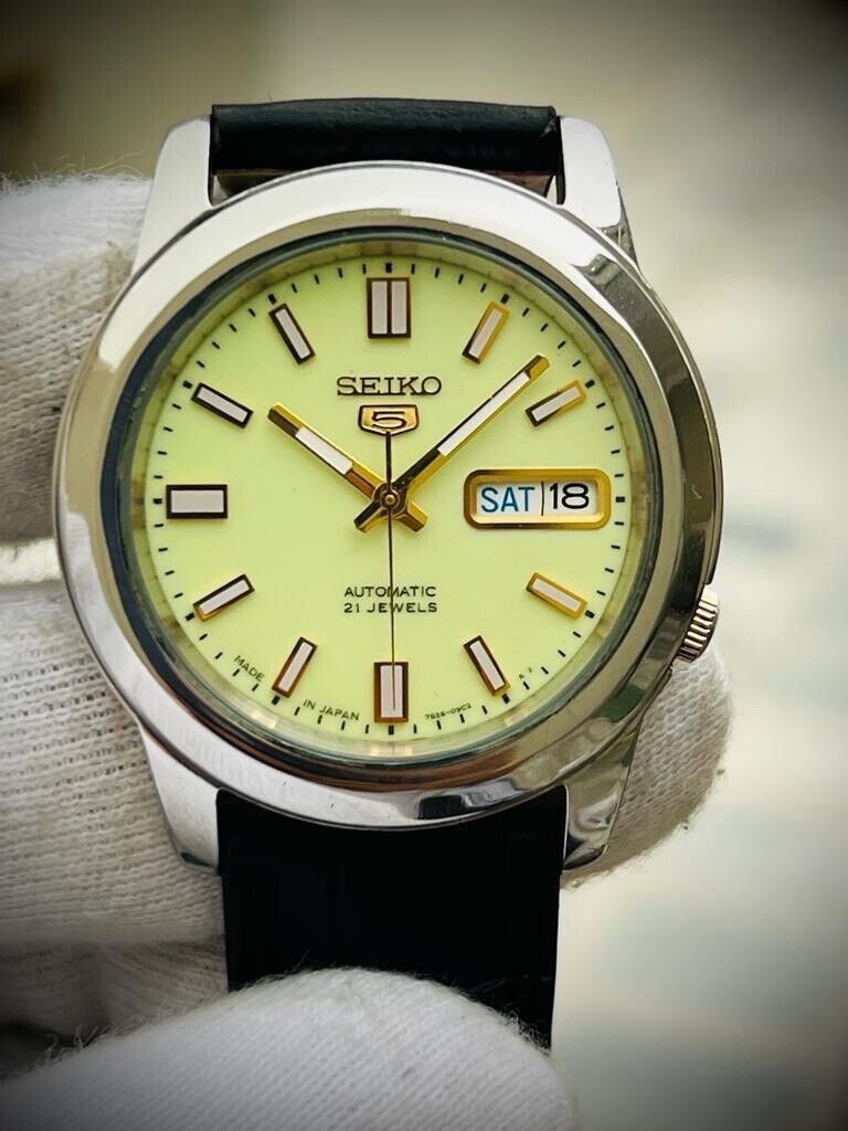Seiko 5 Automatic 21 Jewels Radium Dial 7S26-02W0 39mm Men’s Watch