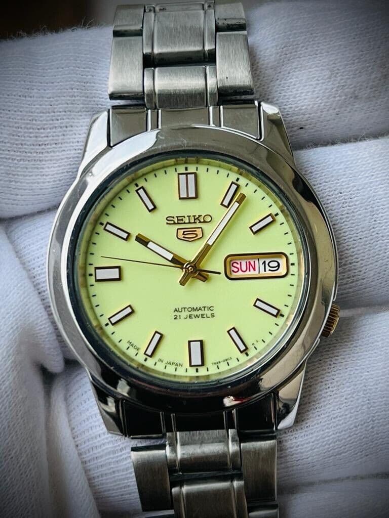 Seiko 5 Automatic 21 Jewels Radium Dial, 7S26-02W0 39mm Men’s Watch