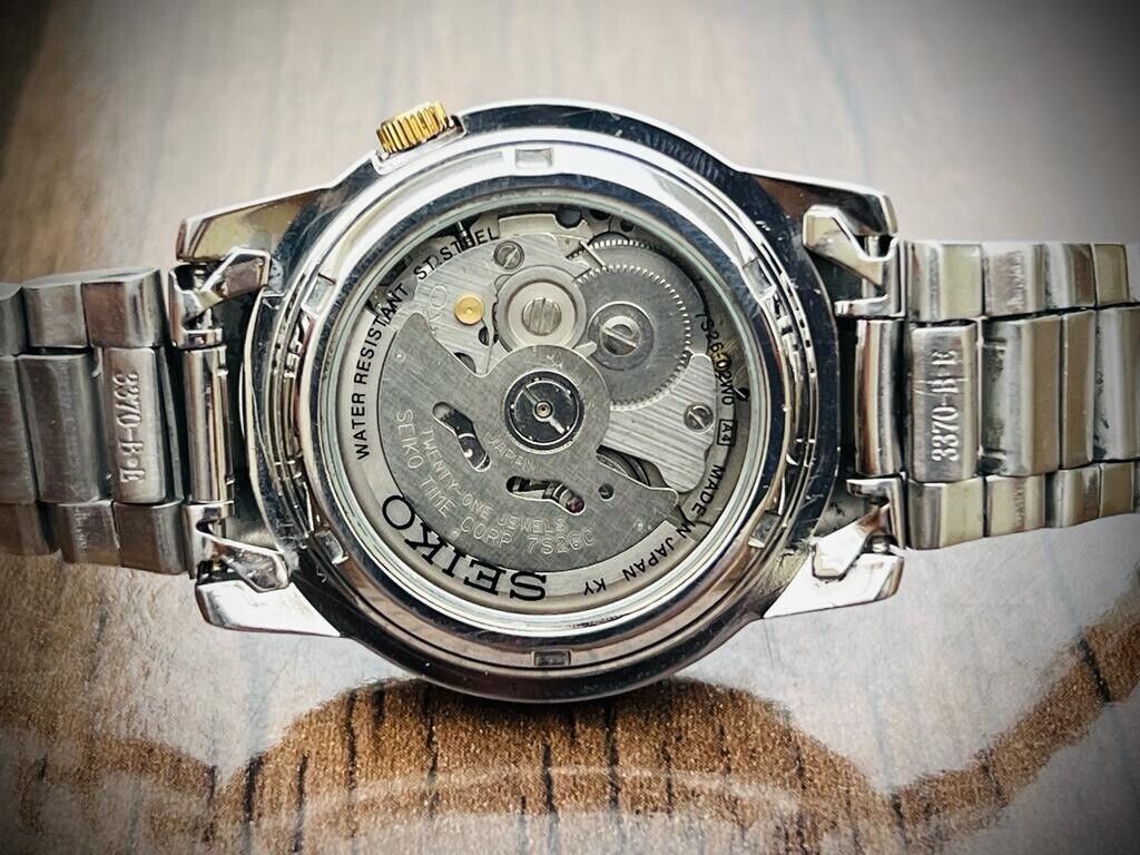 Seiko 5 Automatic 21 Jewels Radium Dial, 7S26-02W0 39mm Men’s Watch