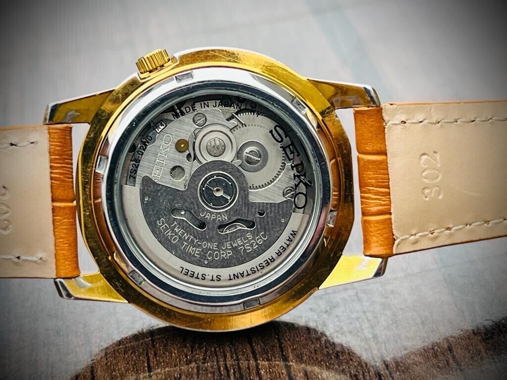Seiko 5 Automatic 21 Jewels Radium Dial 7S26-02W0 39mm Men’s Watch - Grab A Watch Co