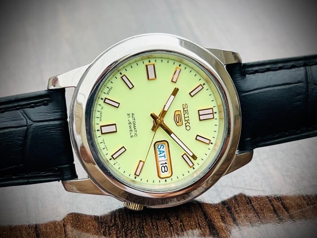 Seiko 5 Automatic 21 Jewels Radium Dial 7S26-02W0 39mm Men’s Watch