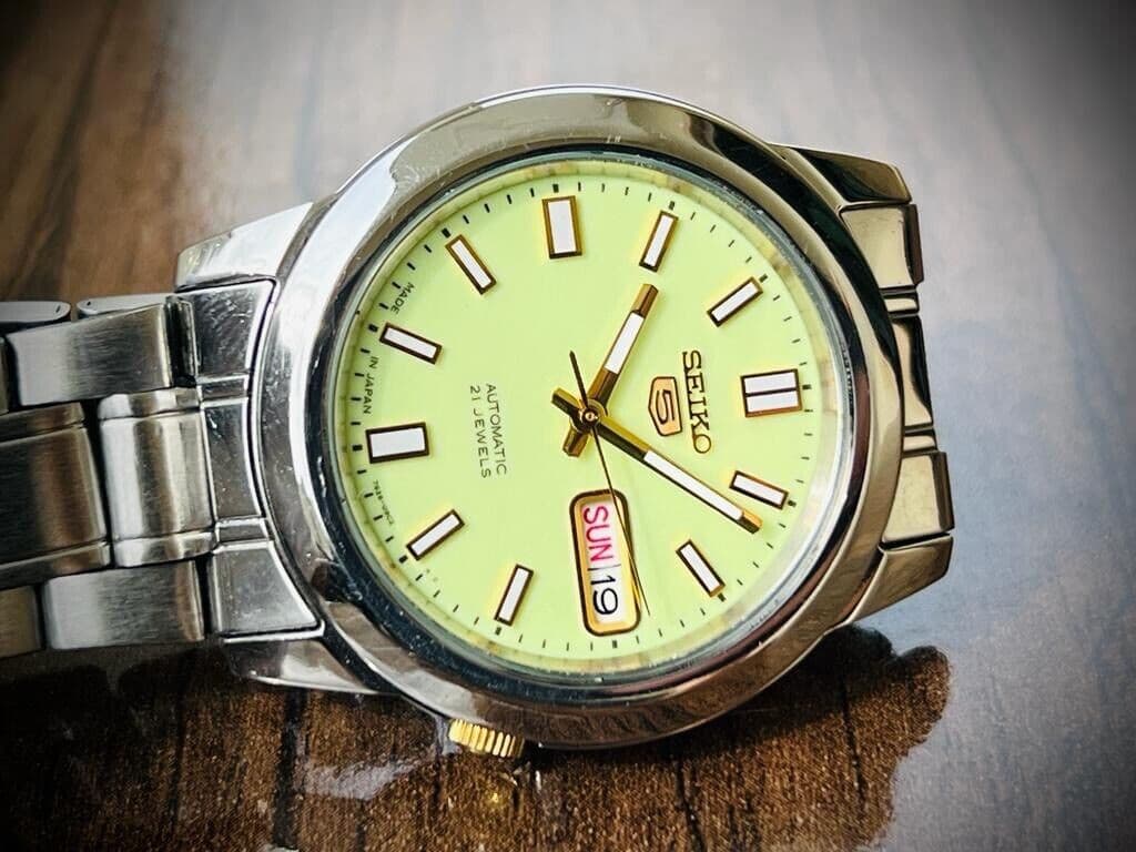 Seiko 5 Automatic 21 Jewels Radium Dial, 7S26-02W0 39mm Men’s Watch
