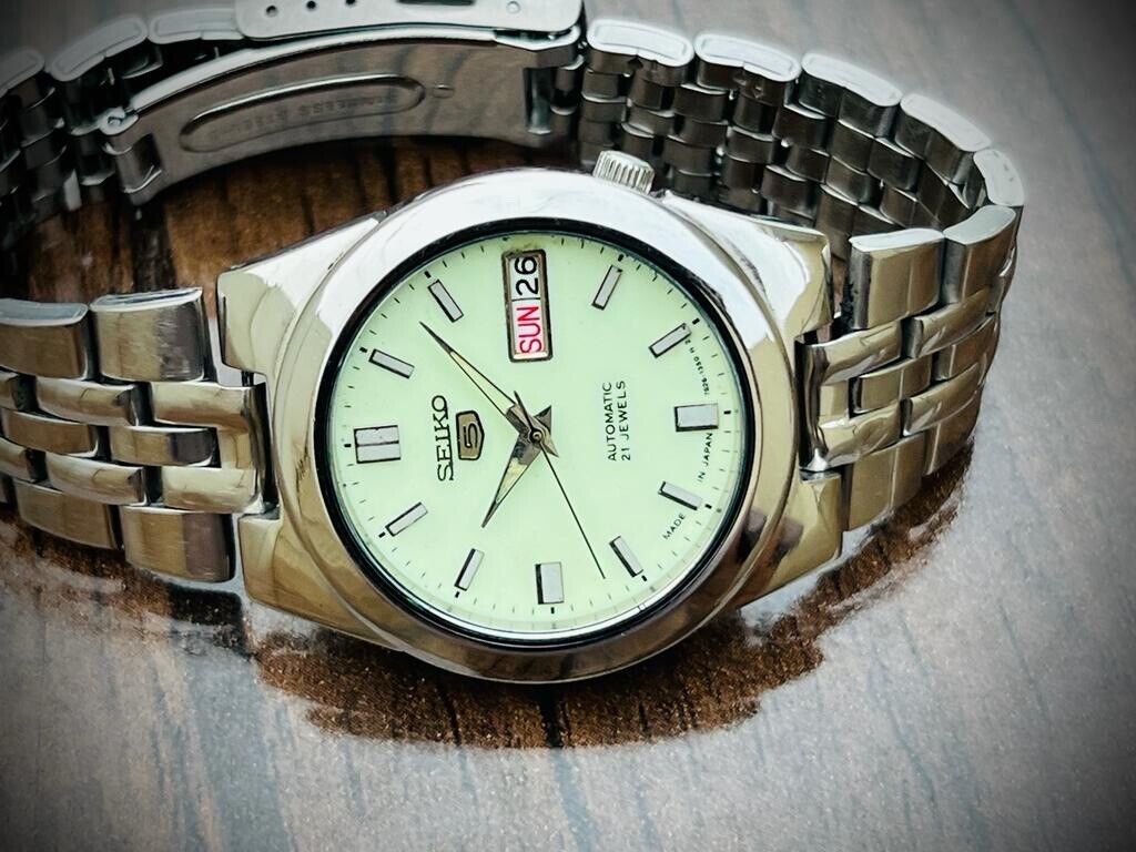 Seiko 5 Automatic 21 Jewels Radium Dial, 7S26-03B0, 36mm Gents Watch - Grab A Watch Co